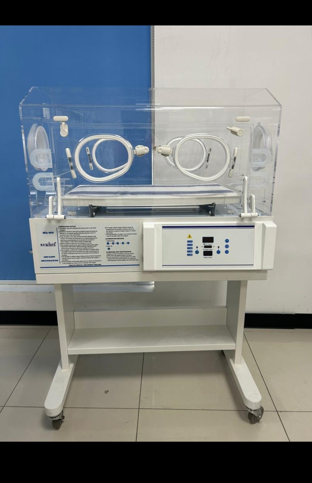 Newlife NL-6G Infant Incubator